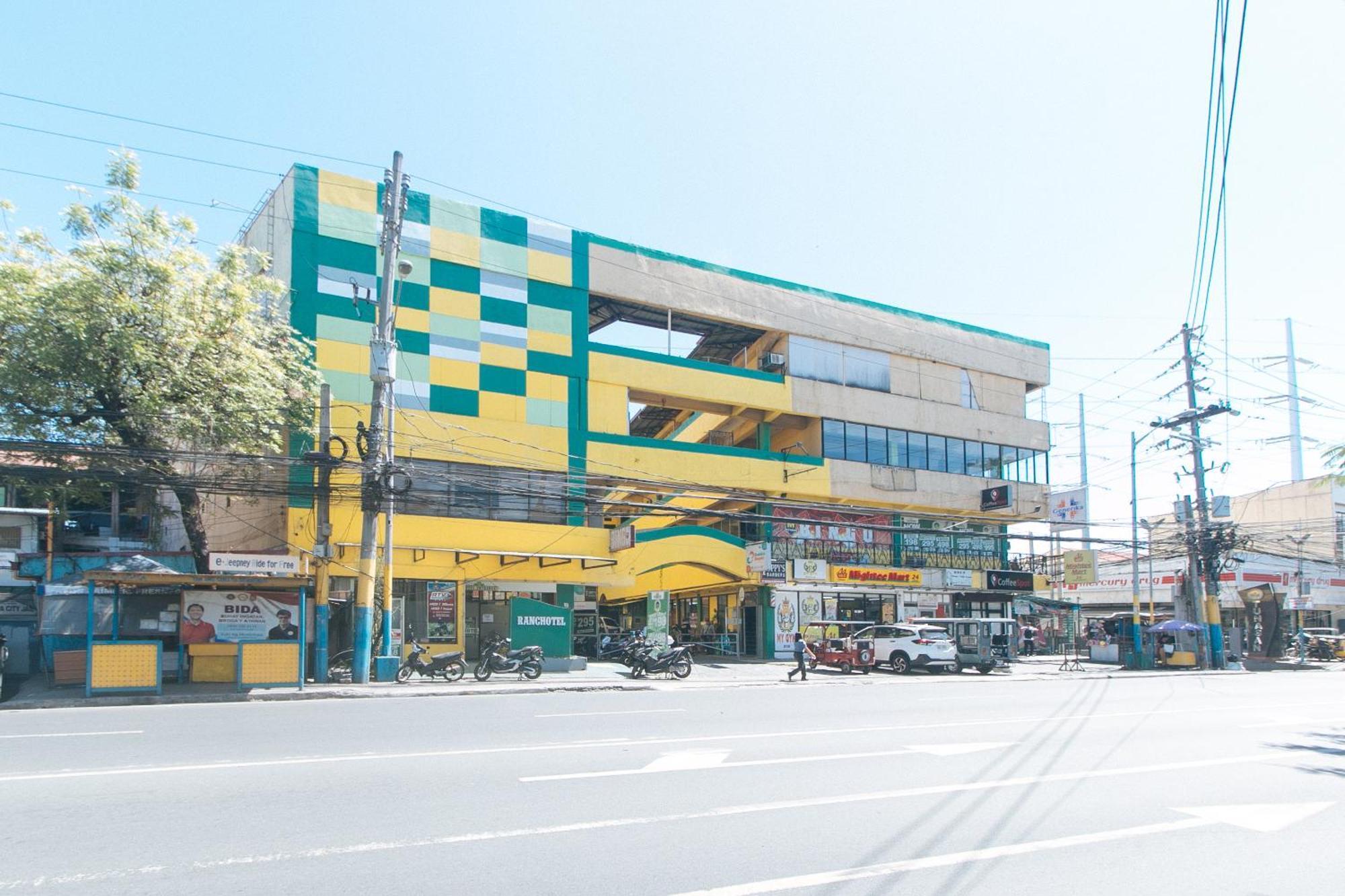 Reddoorz Near Sm City Muntinlupa San Pedro  المظهر الخارجي الصورة